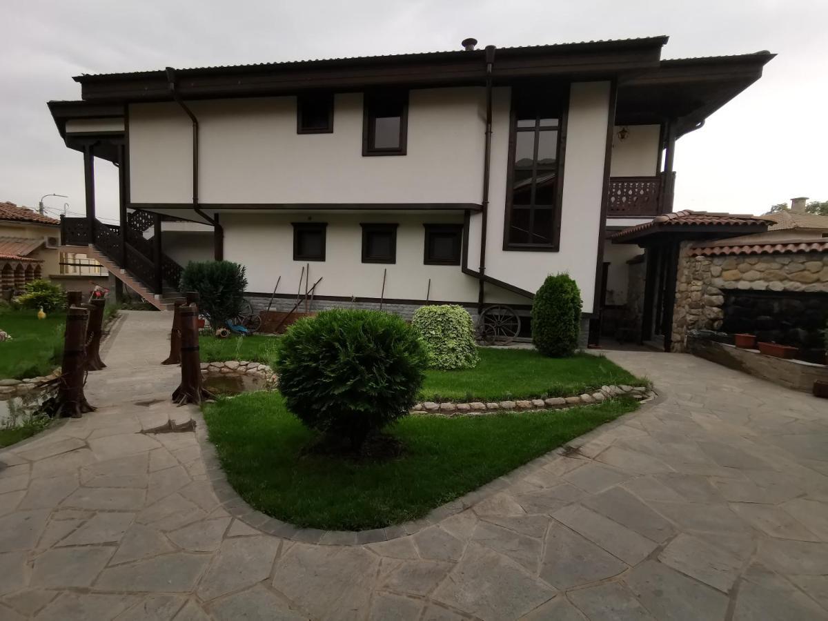 Възрожденски Комплекс Чардакъ Сопот Dış mekan fotoğraf