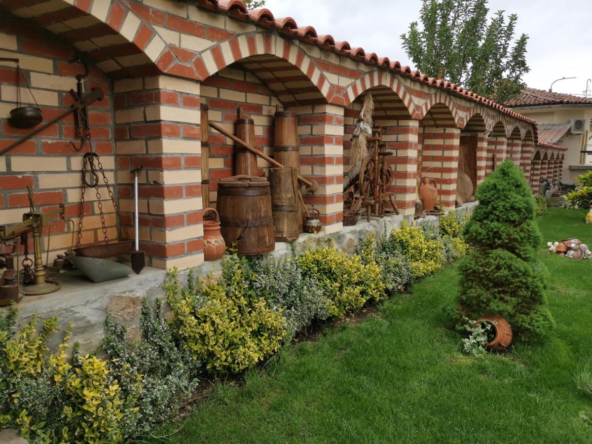 Възрожденски Комплекс Чардакъ Сопот Dış mekan fotoğraf